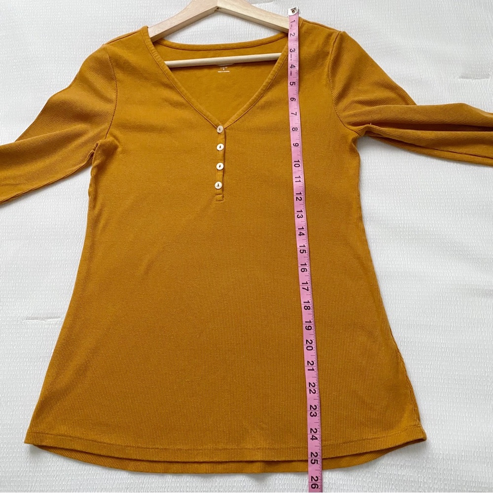 Slim Fit Ribbed Henley - Picture 6 of 9